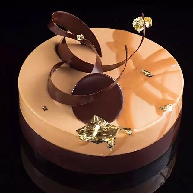 想不大卖都难的n多款巧克力装饰,这100 款糕点颜值无敌了!