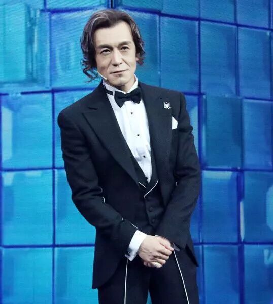 李咏做了头发堪比全脸整容,你被发型坑了多少年 - 日本娱乐 - 东京