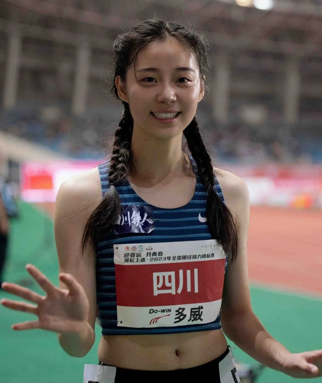 Liu Xiajun's score in the national college entrance examination was lower than that of elite, non-sporting students. Photo: SCOL.com