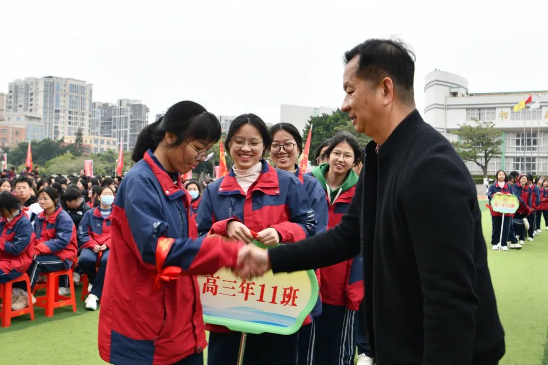 校园新闻金榜题名圆梦高考侨声中学举行2024届高三年百日誓师