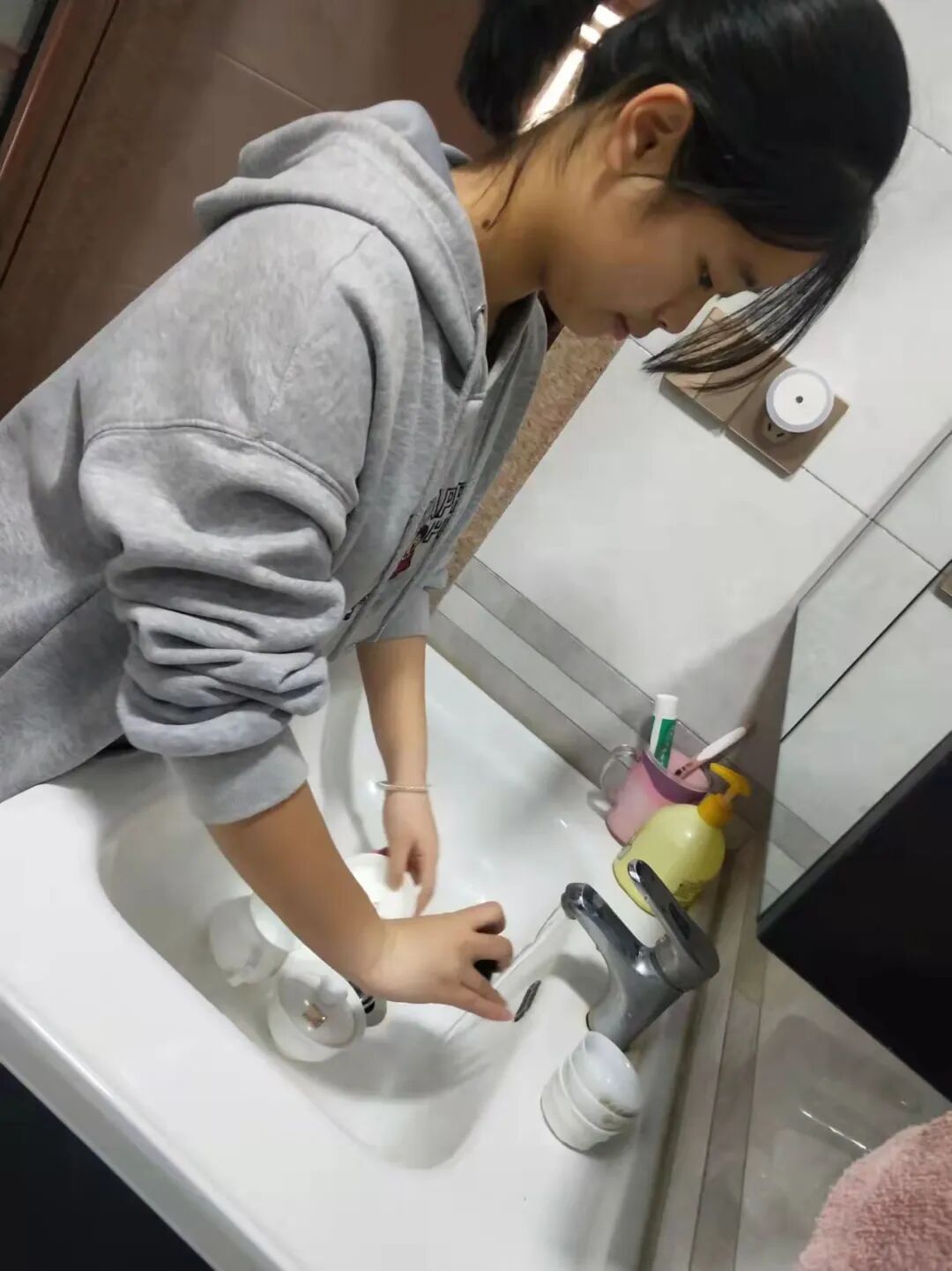 校园新闻侨声中学开展2022年生活技能家务劳动网络展示活动