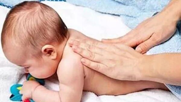 2个月大婴儿推拿后死亡！医生的呼吁为所有家长敲响警钟！