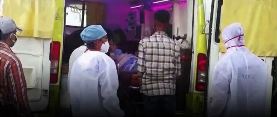 恐惧!担心的事在发生!印度一小村庄,一个月100多人死于新冠病毒?印度近七成人在农村…