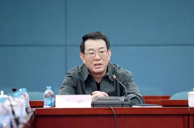 国家安全生产监督管理总局原党组书记、局长杨焕宁