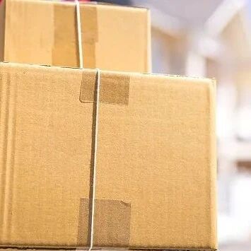 这一快递巨头，股价暴跌超21%！创公司史上最大单日跌幅！原因是…