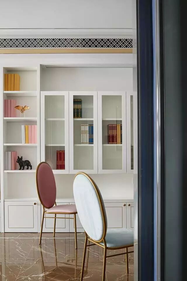 98㎡三室，小细节展现奢华感，配色美极了！