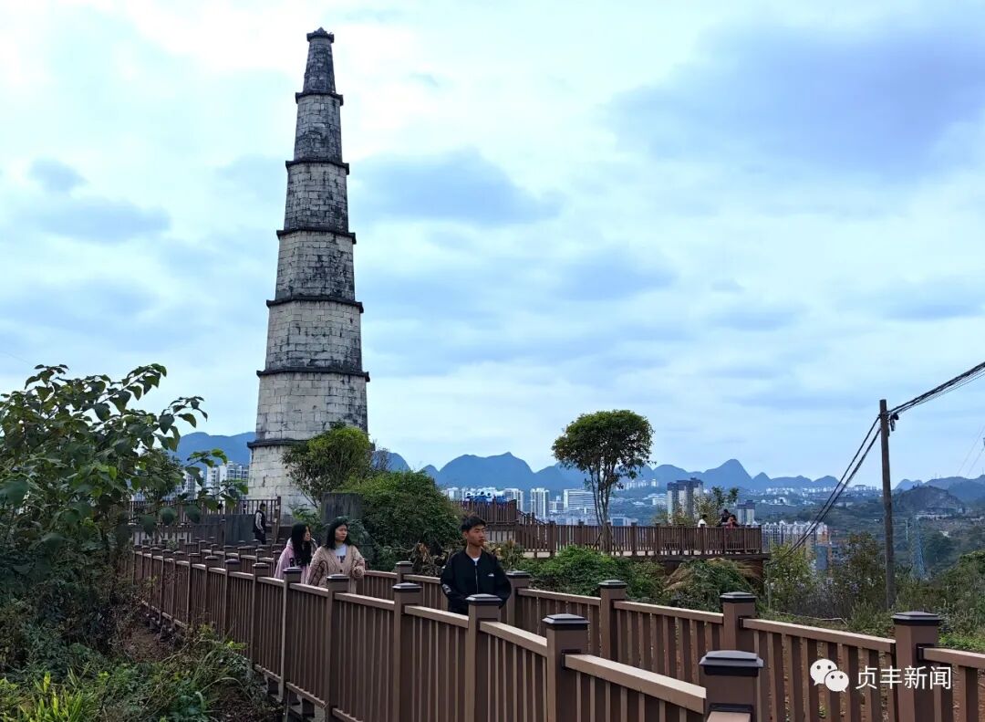 贞丰新地标文笔塔