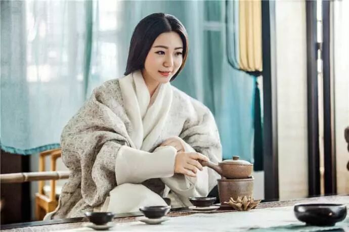 这个世界正在偷偷奖励爱喝茶的人，有你吗？