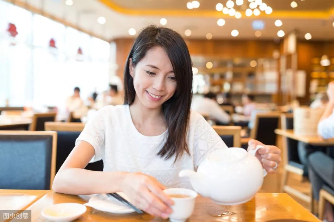 北大公共卫生学院最新研究成果：女性饮茶可防骨质疏松