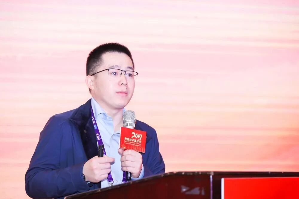 在分会场2中,五位专家就智能运维:自动化运维与aiop