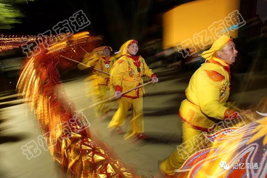 17舞龙队  许丛军摄.webp.jpg