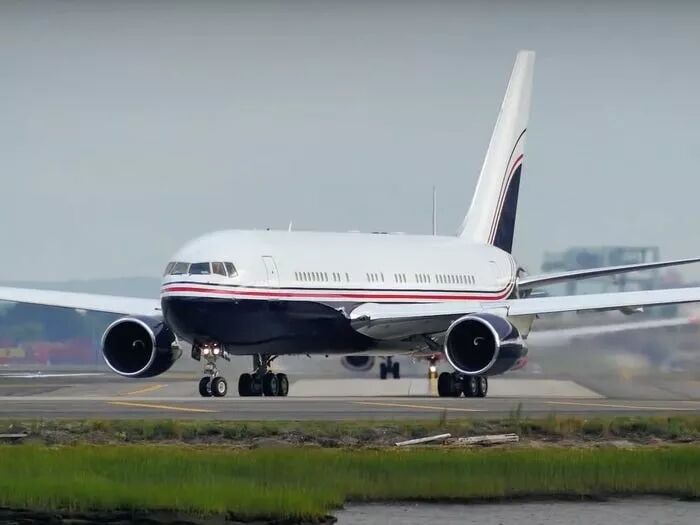 和3000亿富豪做朋友是什么体验？好基友：不知道，我有4000亿（组图） - 19
