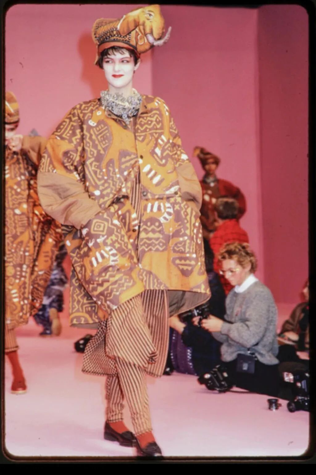 艺术与设计 - 山本宽斋:大胆前卫的审美风格