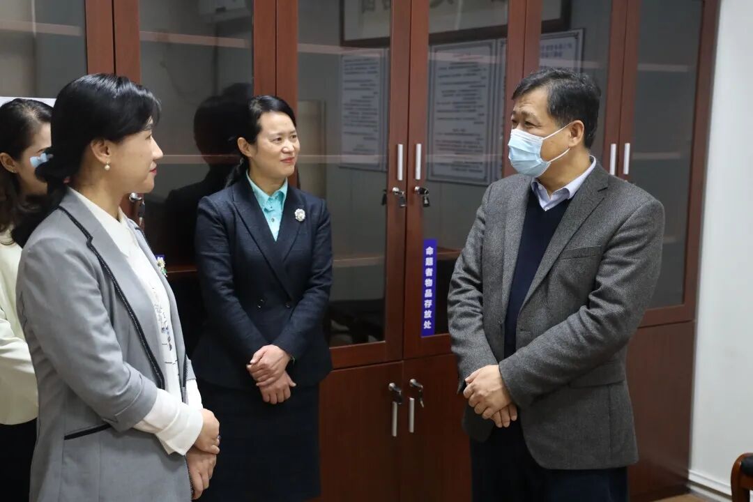 国家卫生健康委人才交流服务中心张学高主任一行来我院调研(国家卫健委医疗管理处处长)