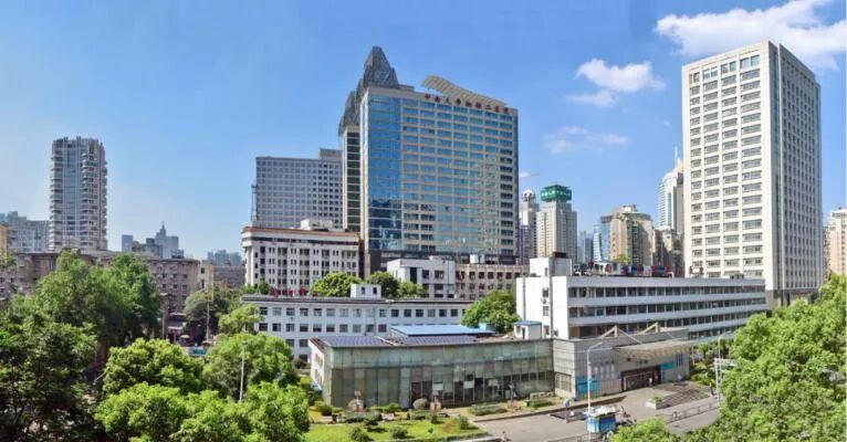 医讯怎么用【医讯】有这些需求的患者不用跑省城，湘雅二医院6名专家入驻我院啦！_https://www.jmylbn.com_新闻资讯_第2张