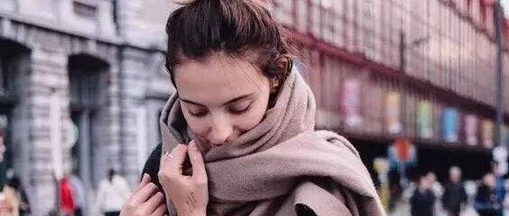 5折福利 | 100%初剪羊绒围巾， 比亲吻更软，比拥抱更暖