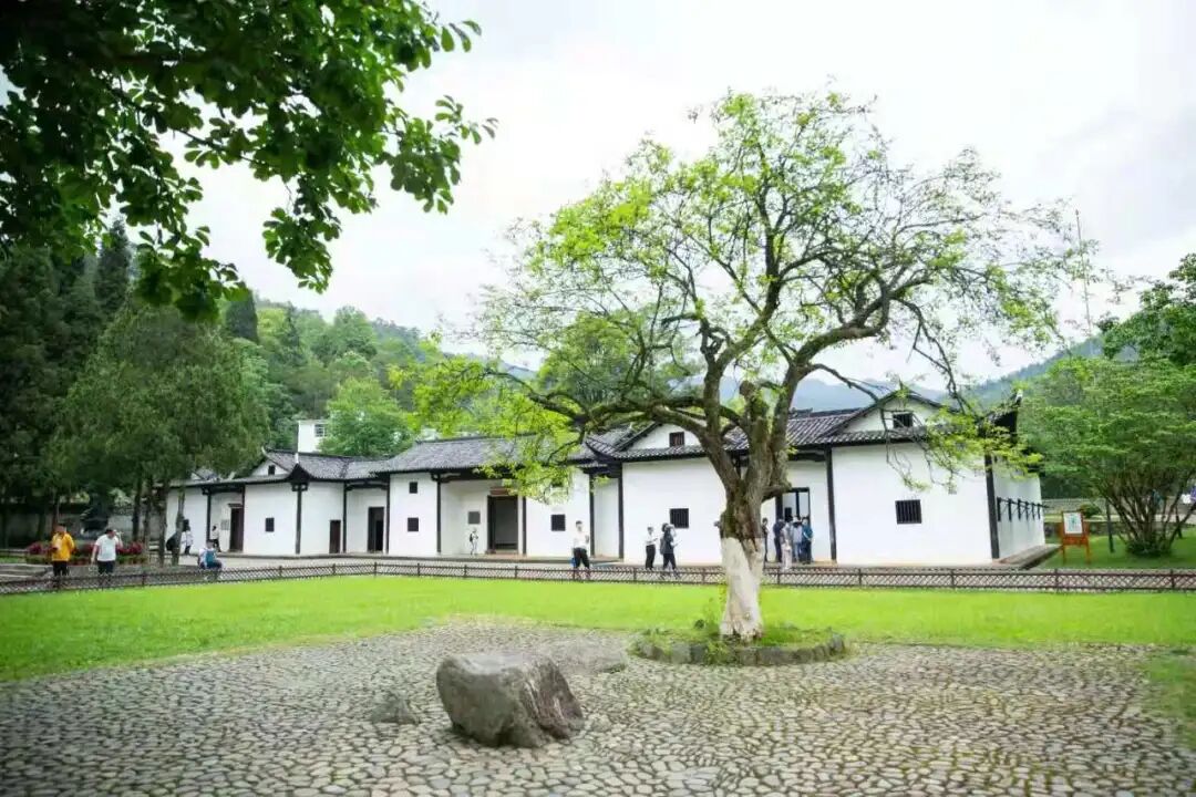 感悟百年党史 传承红色基因 ——省妇幼保健院赴井冈山开展红色教育