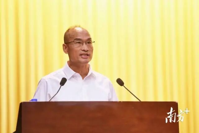 三乡镇围绕2024年以来推进“百千万工程”的亮点成效、经验做法及下一步工作打算作交流发言。  南方+ 叶志文 拍摄