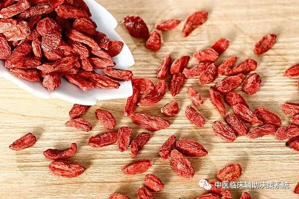 百味常用中药功效和药名释义（收藏贴）