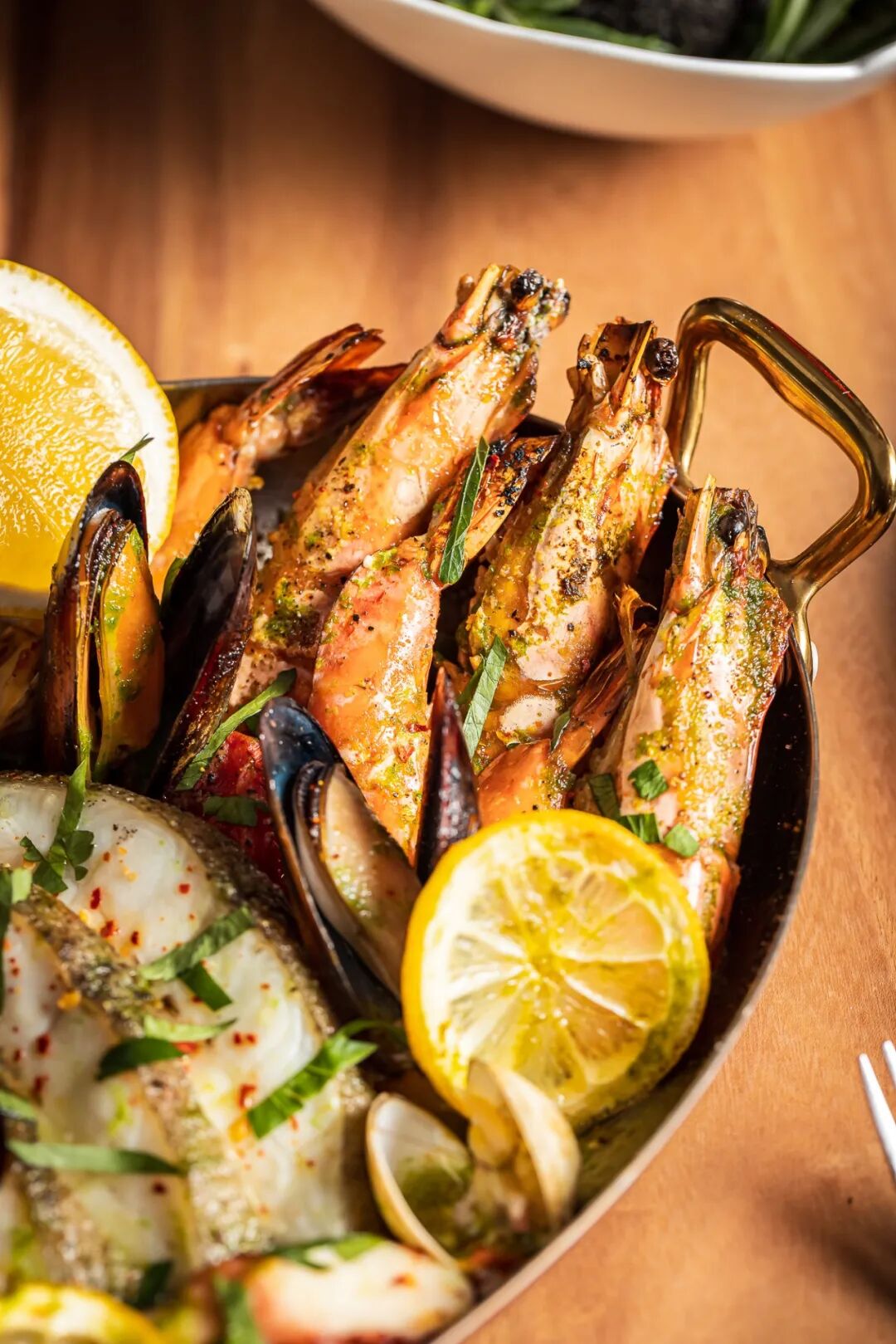 �������������Ħ�Ǻ�����ͣ��˾�300+����Fine Dining��