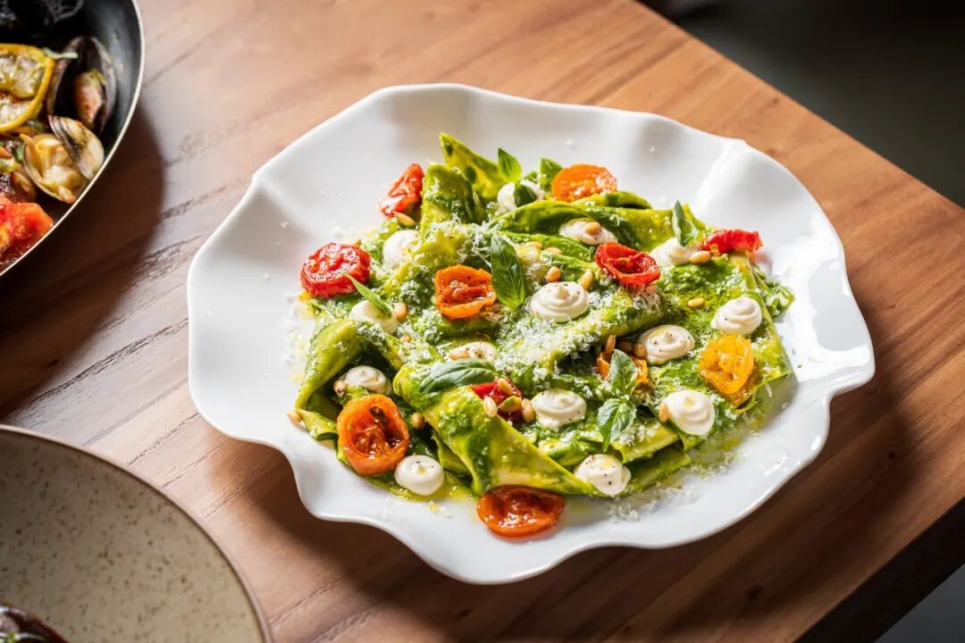 �������������Ħ�Ǻ�����ͣ��˾�300+����Fine Dining��