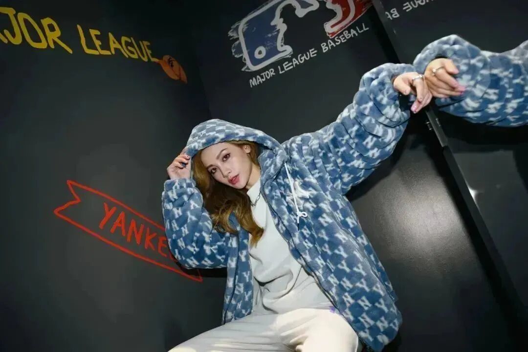 ����ʱ1�죬ħ�������ر����¹⿪�����¿񻶣�