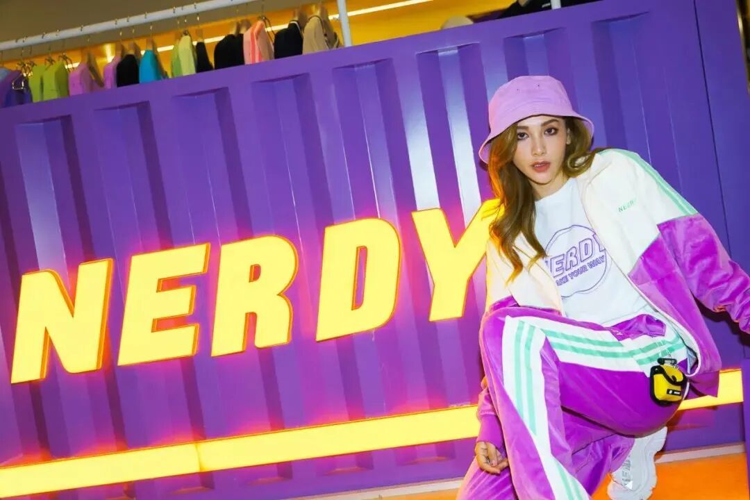 ����ʱ1�죬ħ�������ر����¹⿪�����¿񻶣�