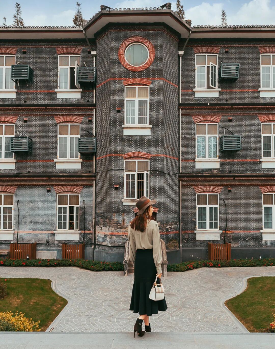 ���ݺ�8�������µر꣬2021�ش򿨣�