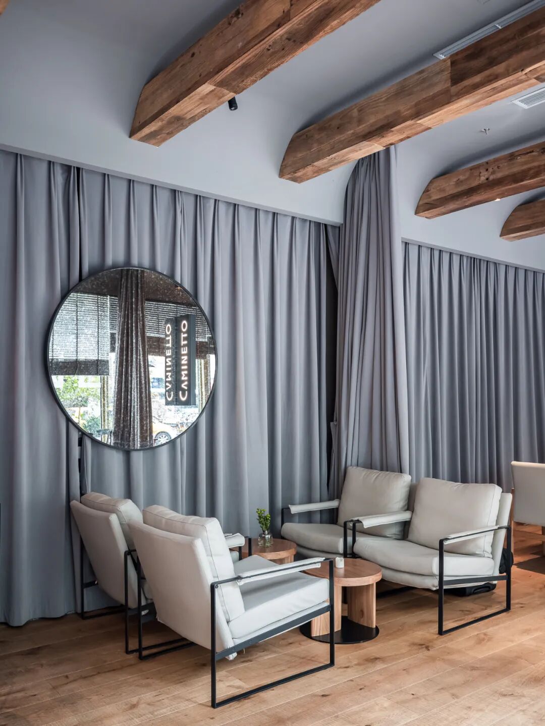 �������������Ħ�Ǻ�����ͣ��˾�300+����Fine Dining��