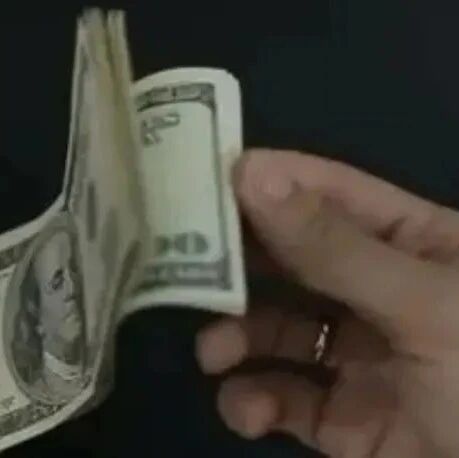 “工资3000，靠声音月入4万”：聪明的人，从不挣辛苦钱！