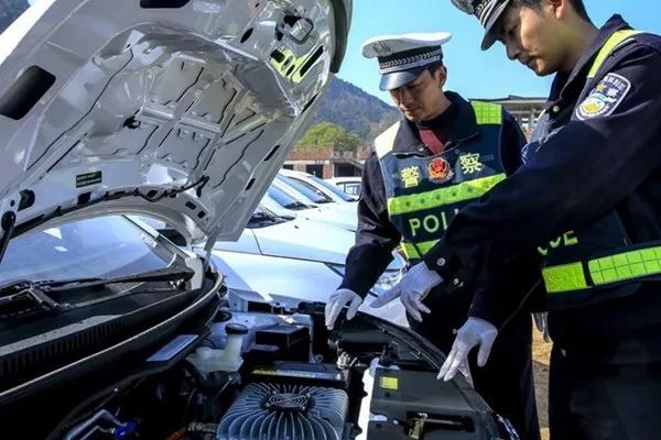 都是套路！取消私家車報廢年限後，這些規定讓車主心涼！ 汽車 第4張