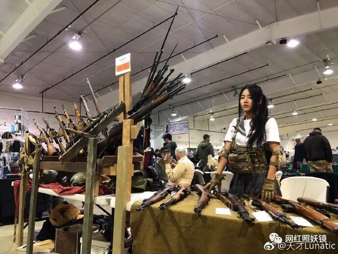 25岁美军空降兵成全网最硬核美少女，大胸细腰好身材让人羡慕哭！（组图） - 23