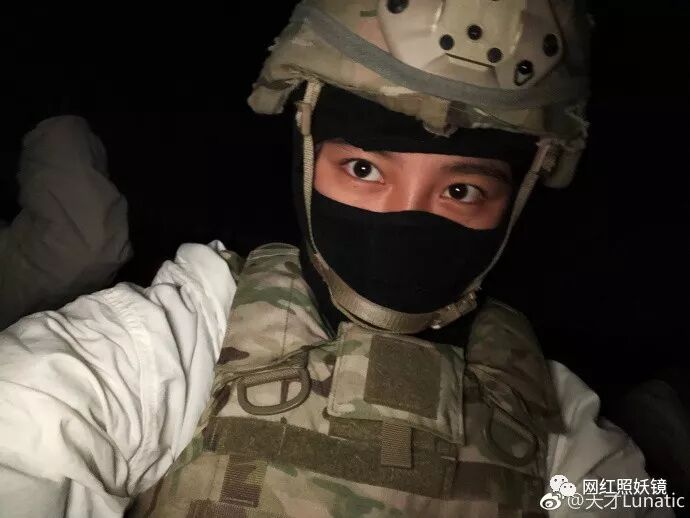 25岁美军空降兵成全网最硬核美少女，大胸细腰好身材让人羡慕哭！（组图） - 20