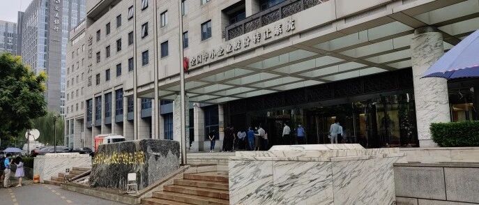 探营精选层开市前的全国股转公司