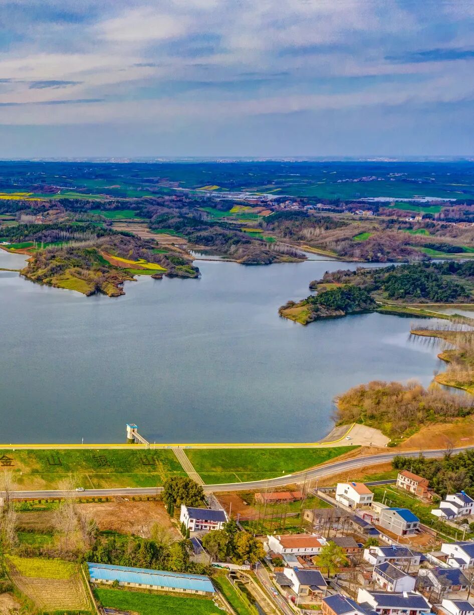 当前位置:>首页> > 新闻> > 镇办动态>肖家芭水库07冢子湾水库06黄龙
