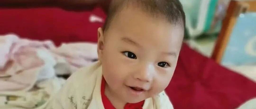 宝宝咬牙切齿以表达自己的愤怒，找到原因是关键