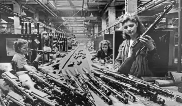 女性进入军工生产领域