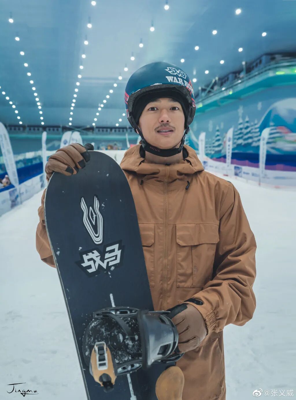 在张义威身上，“第一个”，“首次”，“首位”，这样的词频繁出现，绝