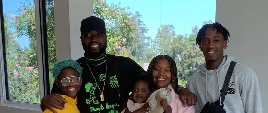 在韦德退役的504天，儿子开学NBA停赛