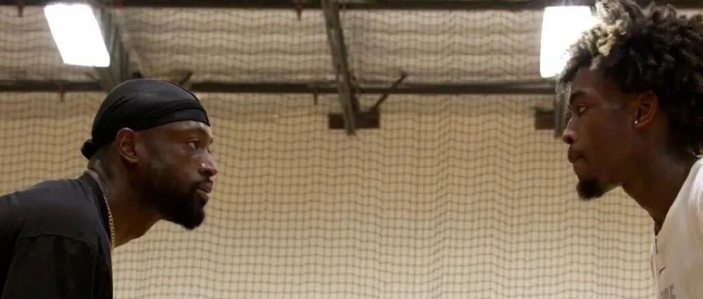 韦德退役1050天，他们父子的纪录片三月上映