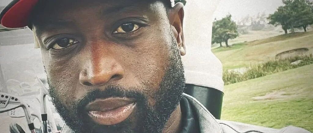 在韦德退役的841天，美国球迷因为他拒绝西蒙斯加盟热火