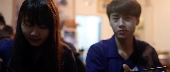 导演跟拍三年，揭露低学历打工人现状，好扎心……