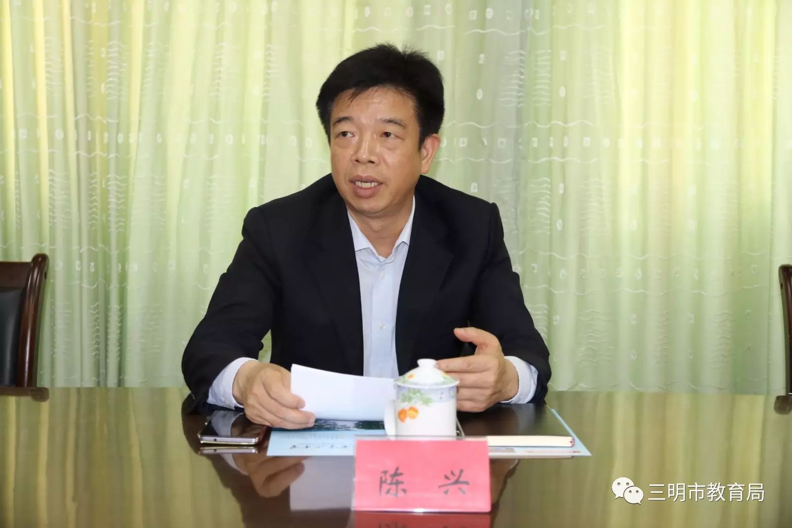 先后参观了三明一中和三明二中校园,听取了三明市基础教育改革发展