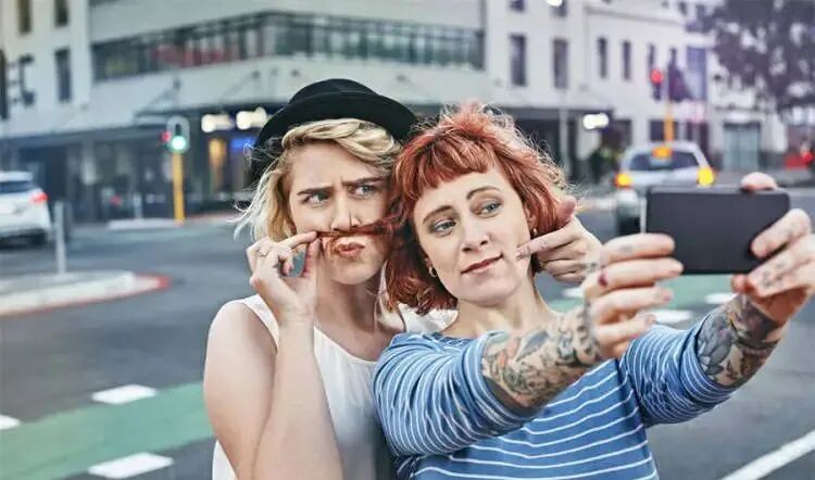 直播美颜软件 你有多久没见过未经美颜的照片了