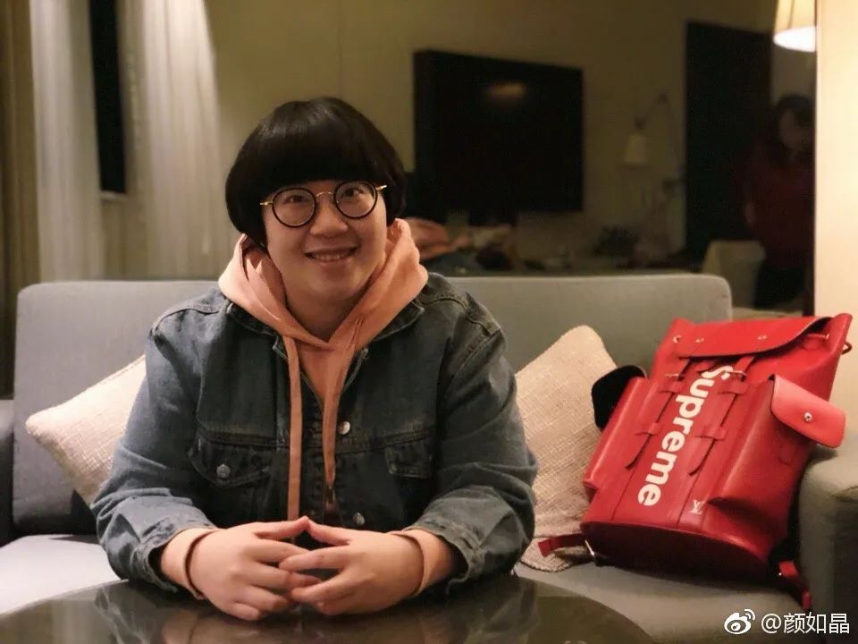 肖骁为什么喜欢颜如晶_颜如晶的成长故事_颜如晶