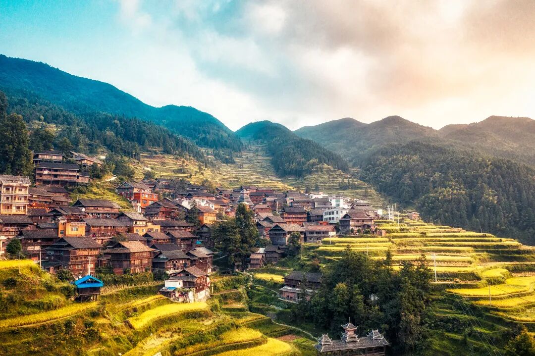 �����ǵľ�ͷ���¼�����硱�����޿���