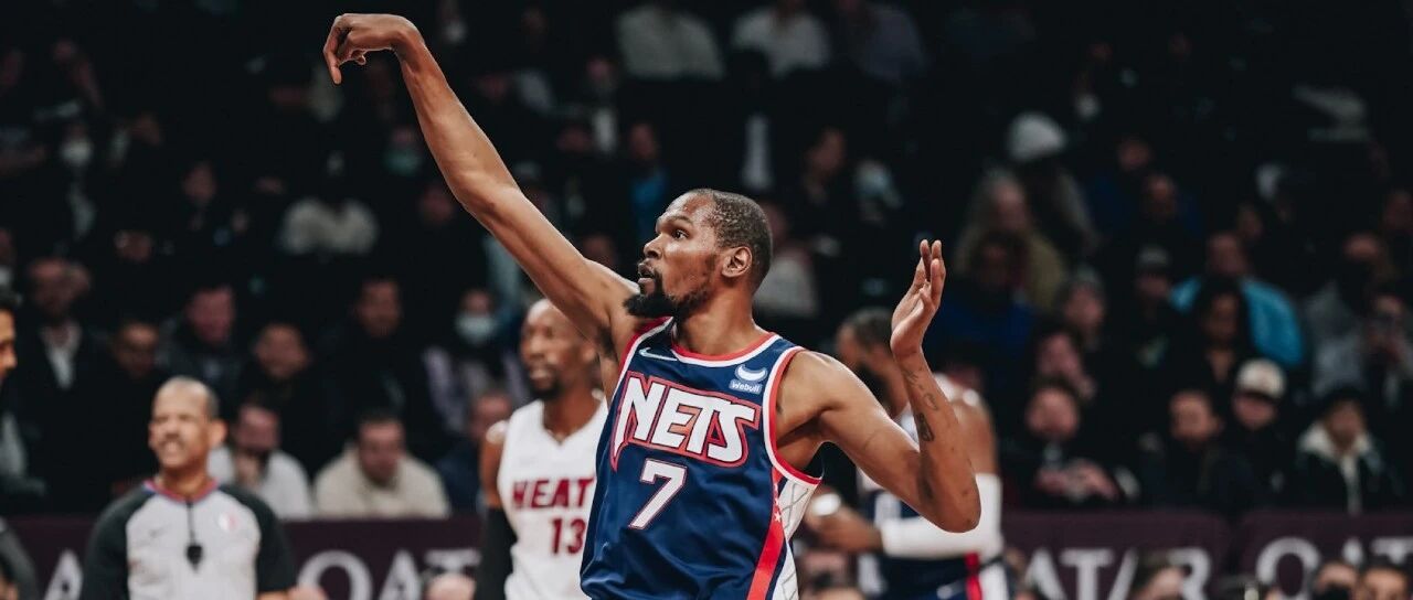 大哥回来了！进攻是流畅了，但球还是赢不了啊…