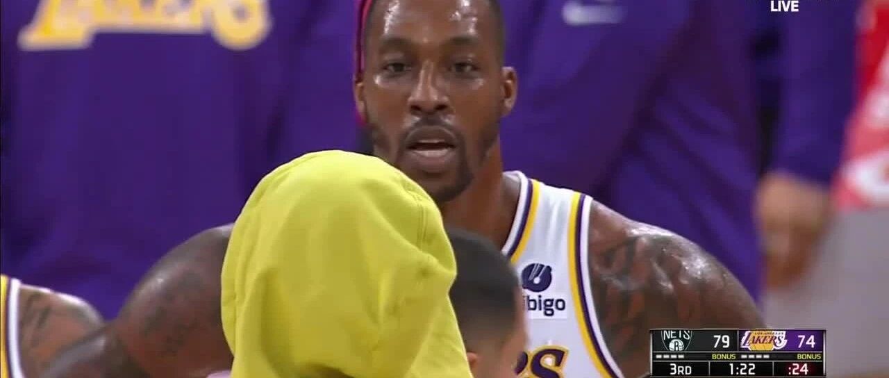 揭幕战！哈登就对魔兽动手了...