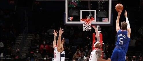 7.5秒爆砍7分！逆天3+1绝杀！库兹马快把锅背好…