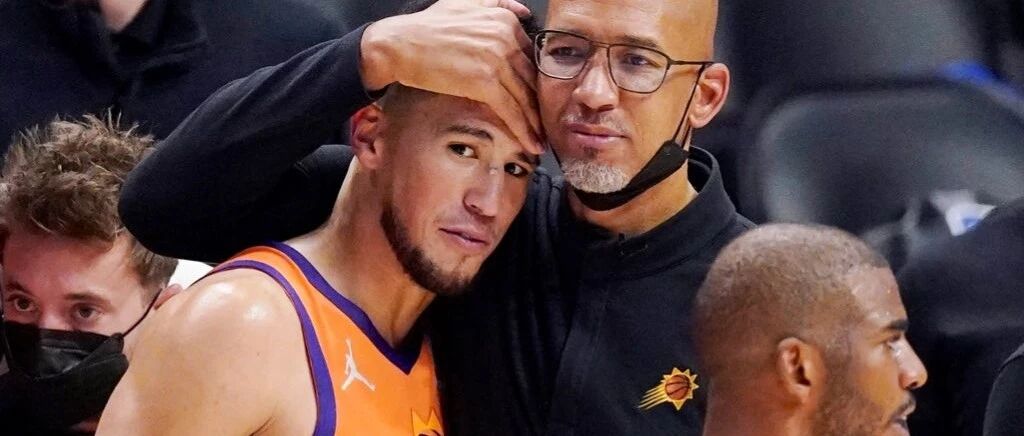 老炮又伤了！布克是时候站出来了…